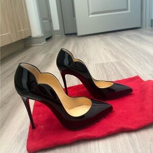 Christian Louboutin Hot Chick 100 Black Patent Pumps